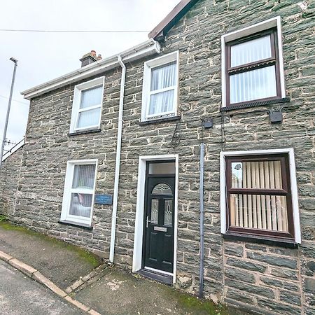 Cheerful 2 Bed Home With Mountain Views Blaenau Ffestiniog Exteriér fotografie