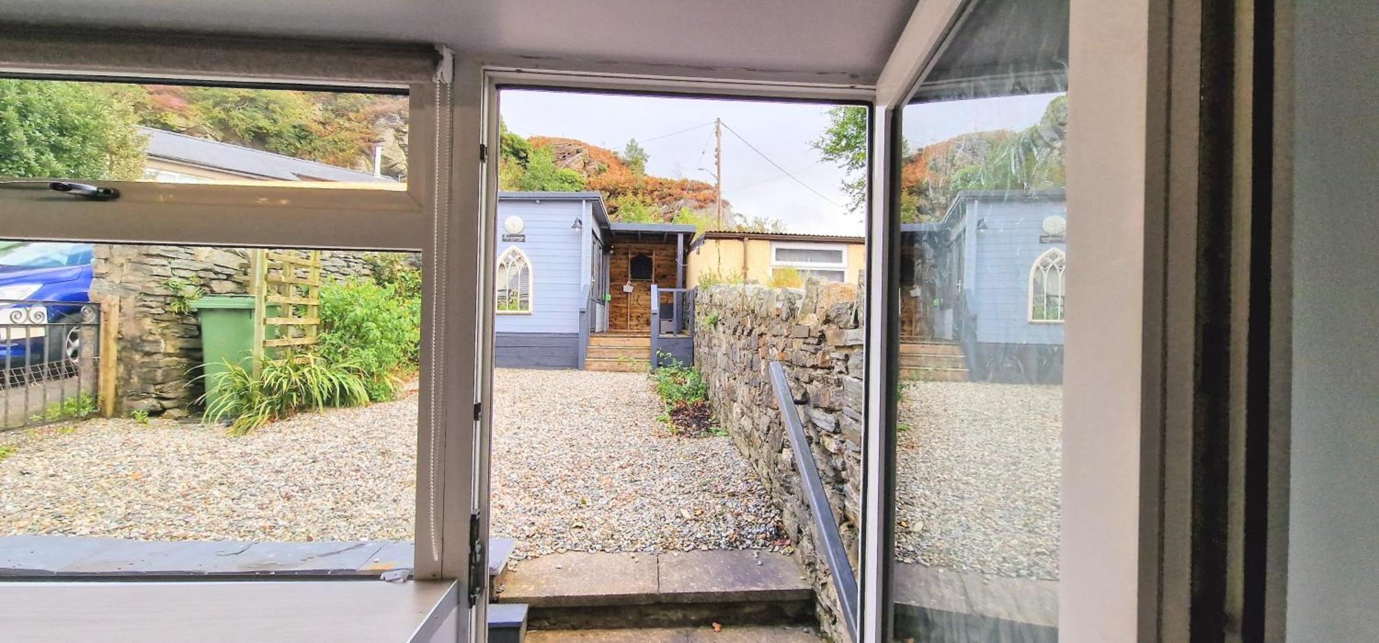 Cheerful 2 Bed Home With Mountain Views Blaenau Ffestiniog Exteriér fotografie